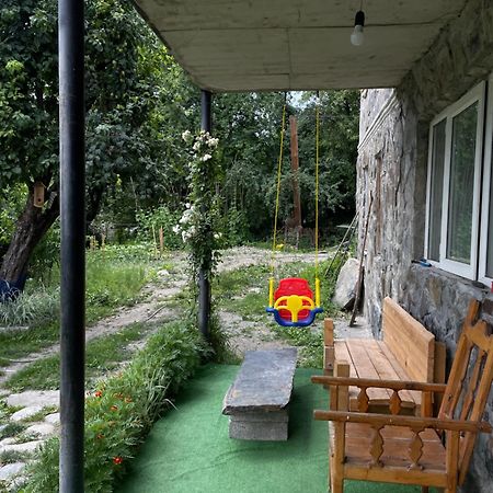 Mamuka Chartolani Guesthouse Mestia Exterior foto